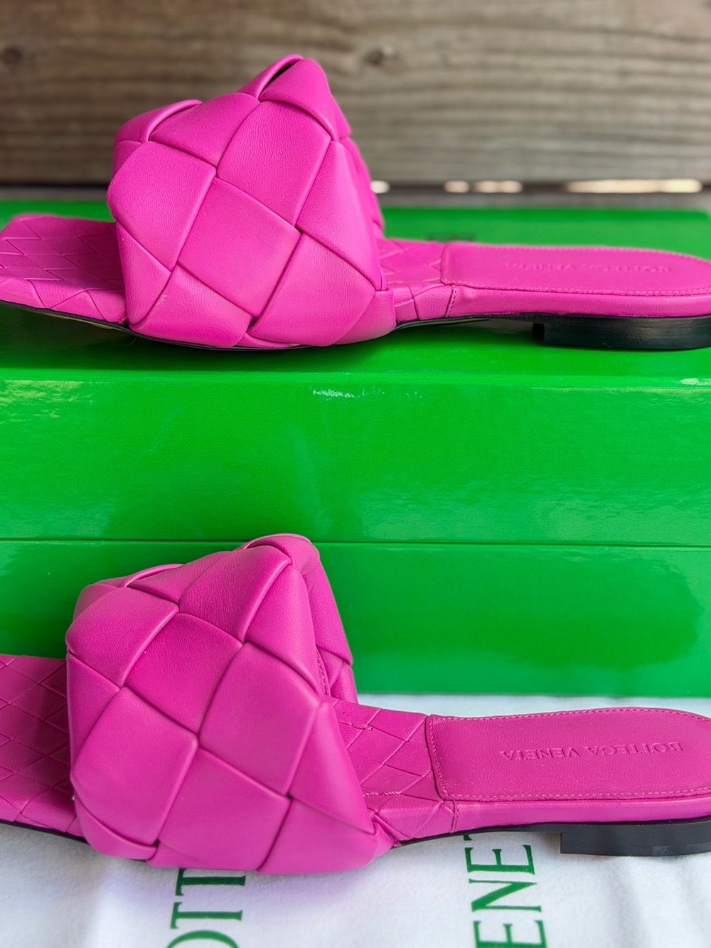 Bottega Veneta Hot Pink Padded lido Slide Sandals size 38.5 - Picture 2 of 7
